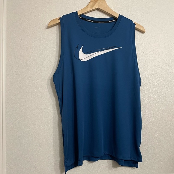 Women’s Nike Dri-FIT Swoosh Running Tank, NWT - Picture 2 of 7